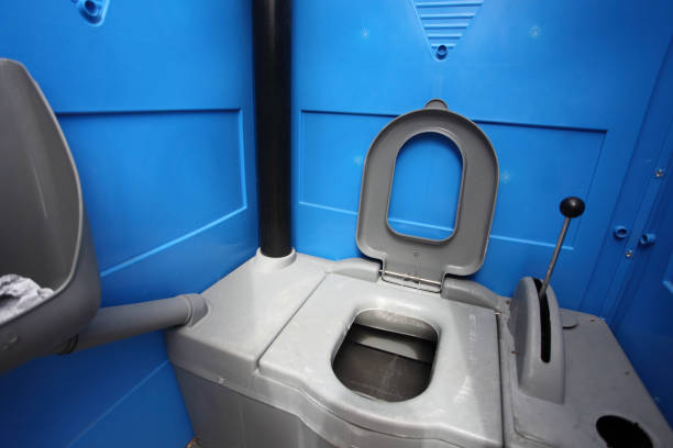 Best Affordable portable toilet rental  in Hampton, IA
